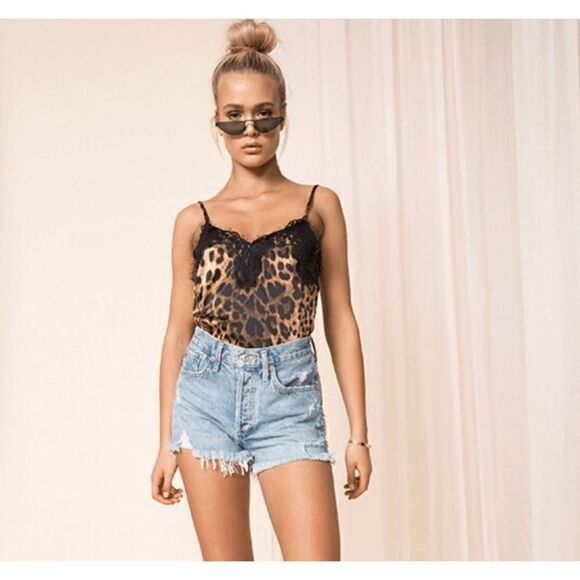 Superdown Crysta lace trim cami top in Leopard Size S - Picture 2 of 6